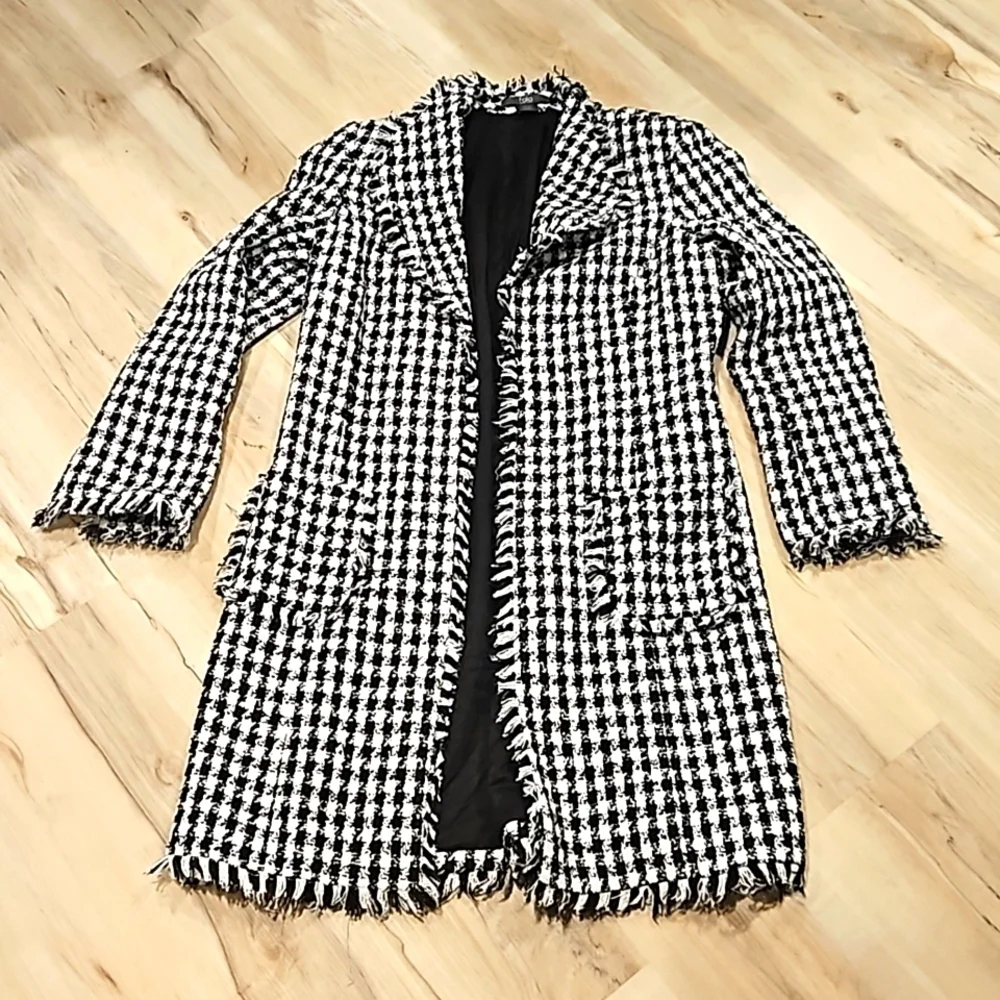 FOLIO Vintage Wool Blend Houndstooth Long Jacket and Skirt 2 pc. Set. - Picture 3 of 6